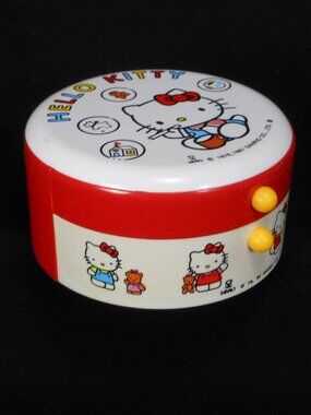 vintage SANRIO Hello Kitty  small children's plastic play drawer